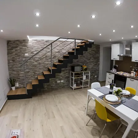 Cherry House * Syrakusa