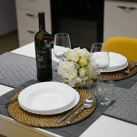 Cherry House Apartment *