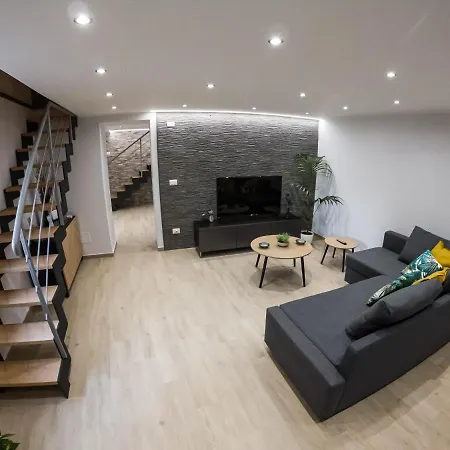 Cherry House Apartment *