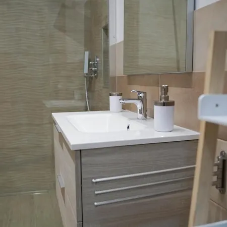 Apartment Cherry House Syracuse