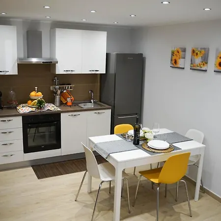 Apartment Cherry House